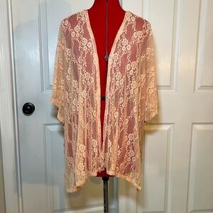 Andree by Unit Full Lace Kimono Peach / Orange Women’s Medium